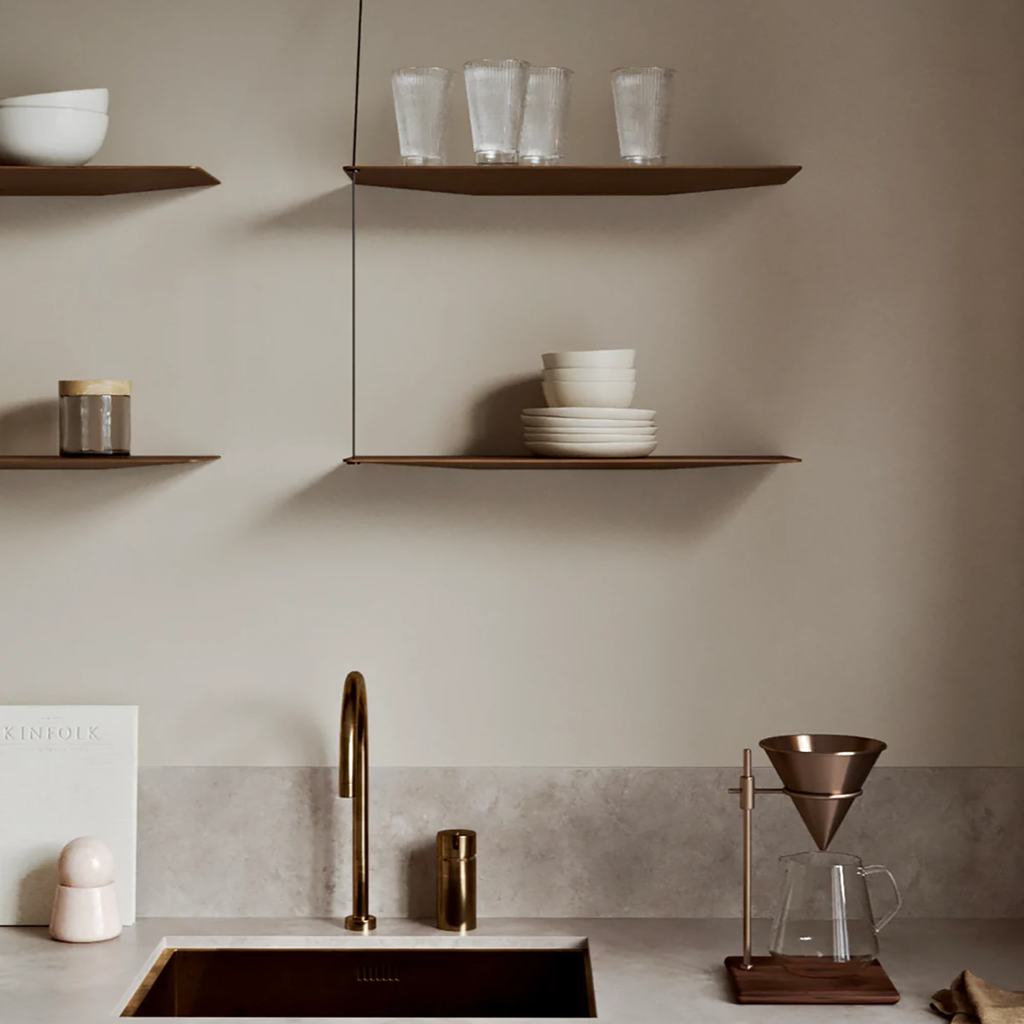 Stedge Shelves