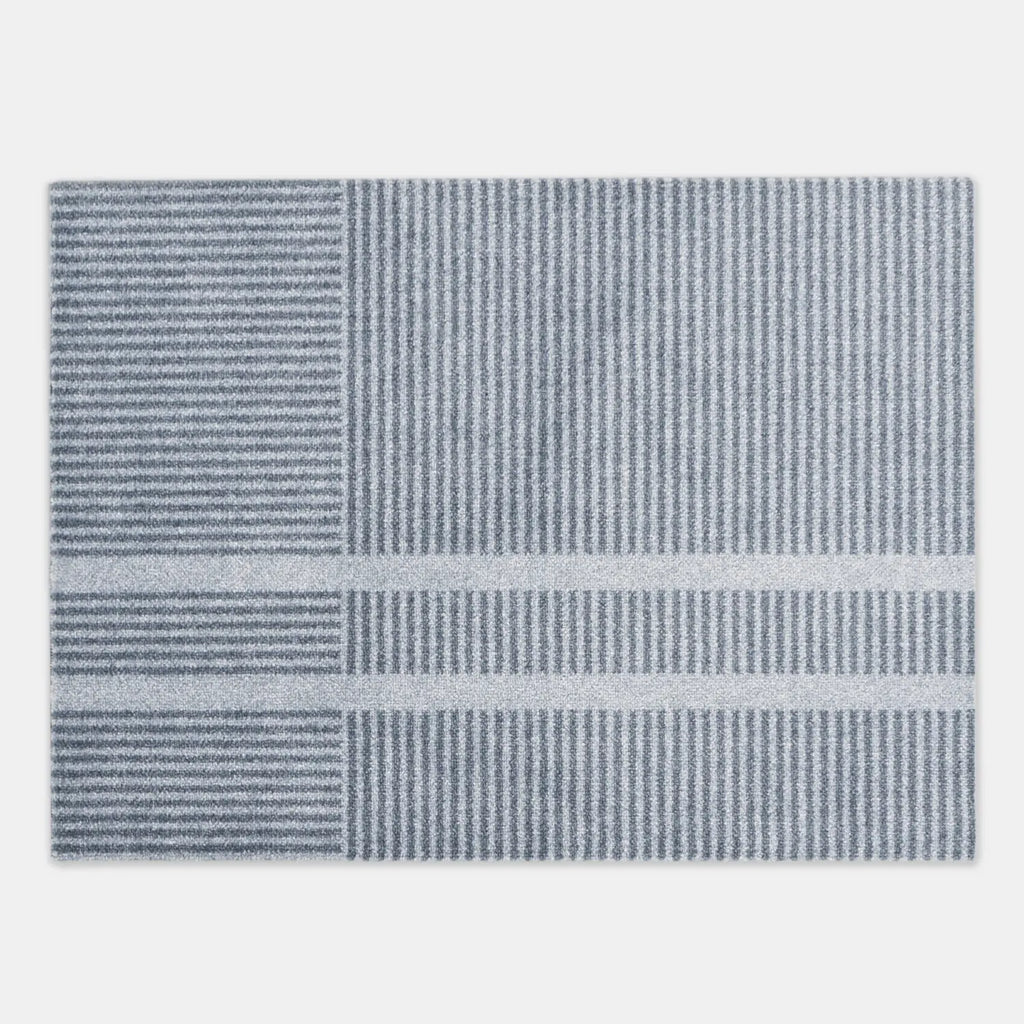 Heymat Løype Cloudy Grey mat, washable and slip-resistant, modern door mat rug