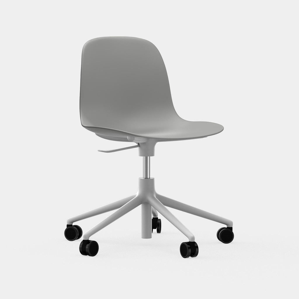 Form Side Chair, castor base
