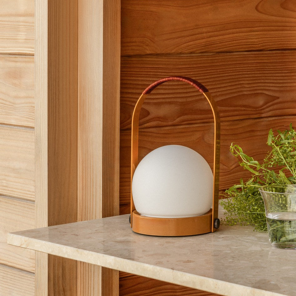 Carrie Portable LED La