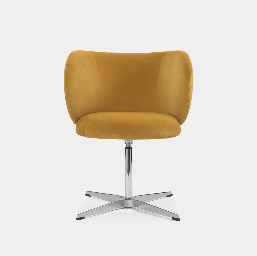 Rico Swivel Dining Chair in Rich Velvet, honey with sculptural curved backrest and polished aluminium base on a neutral background
