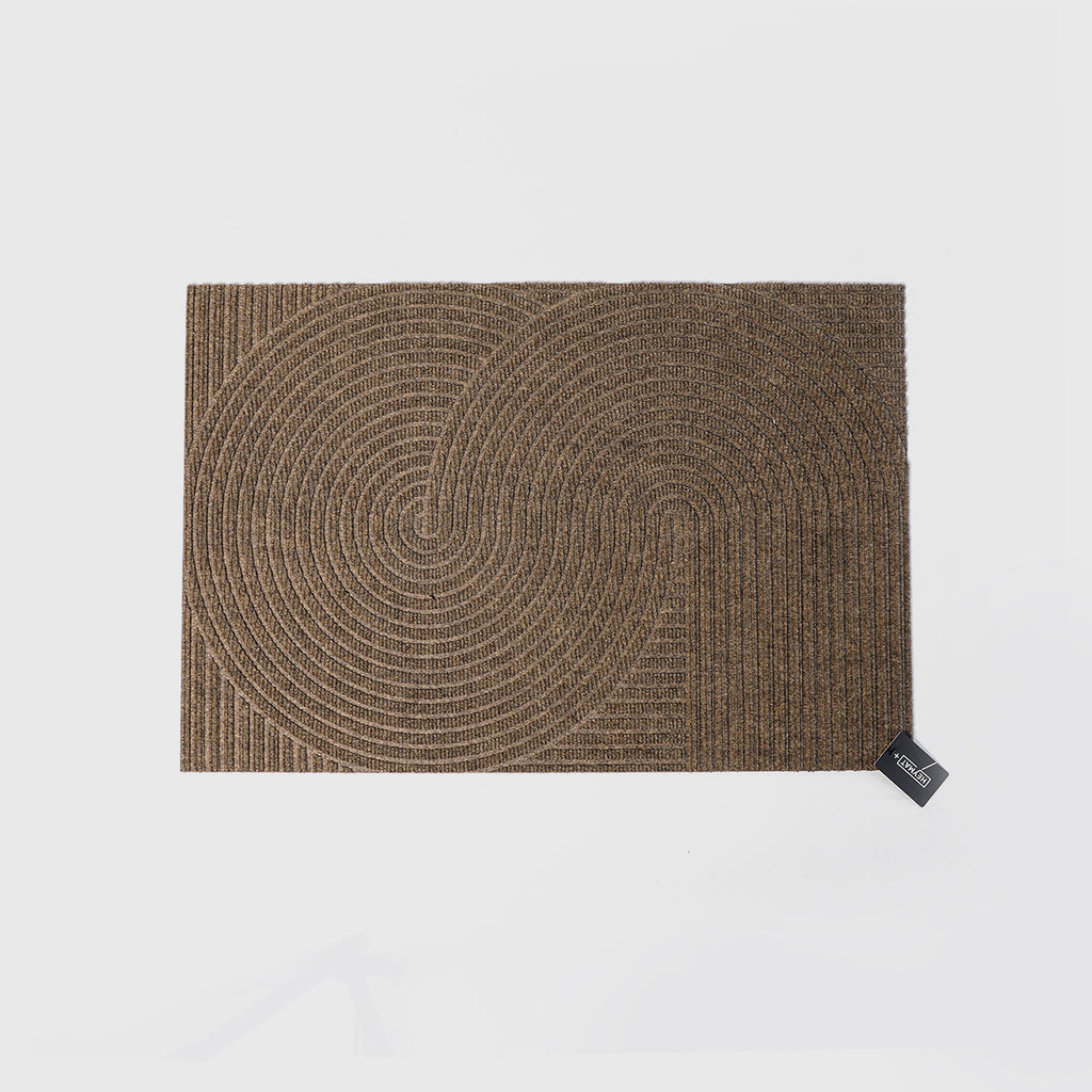 Heymat Sand outdoor doormat inspired by Japanese Zen gardens, tactile 3D pattern, recycled PET surface, non-slip backing